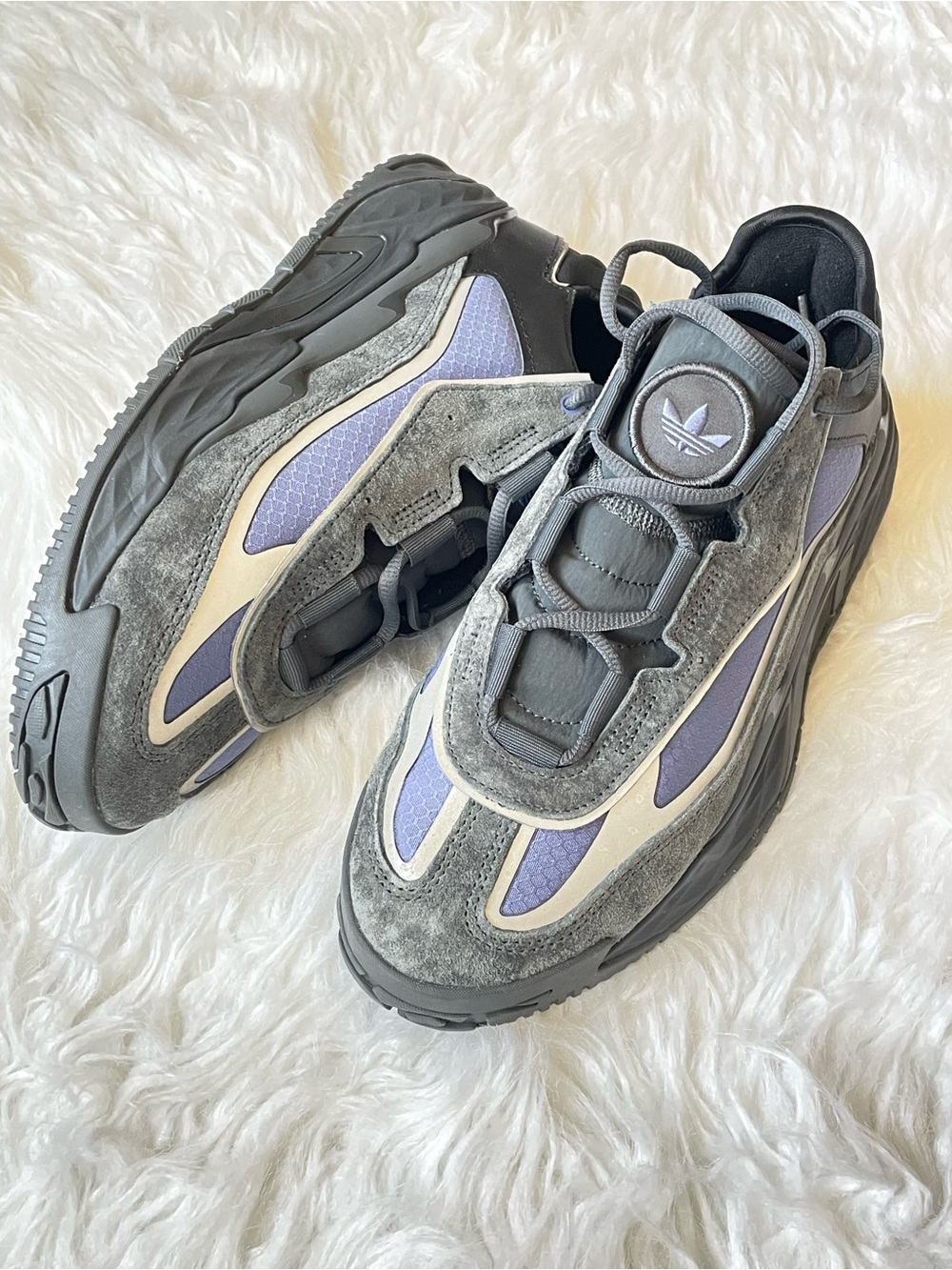 Adidas Sneakers Size 8